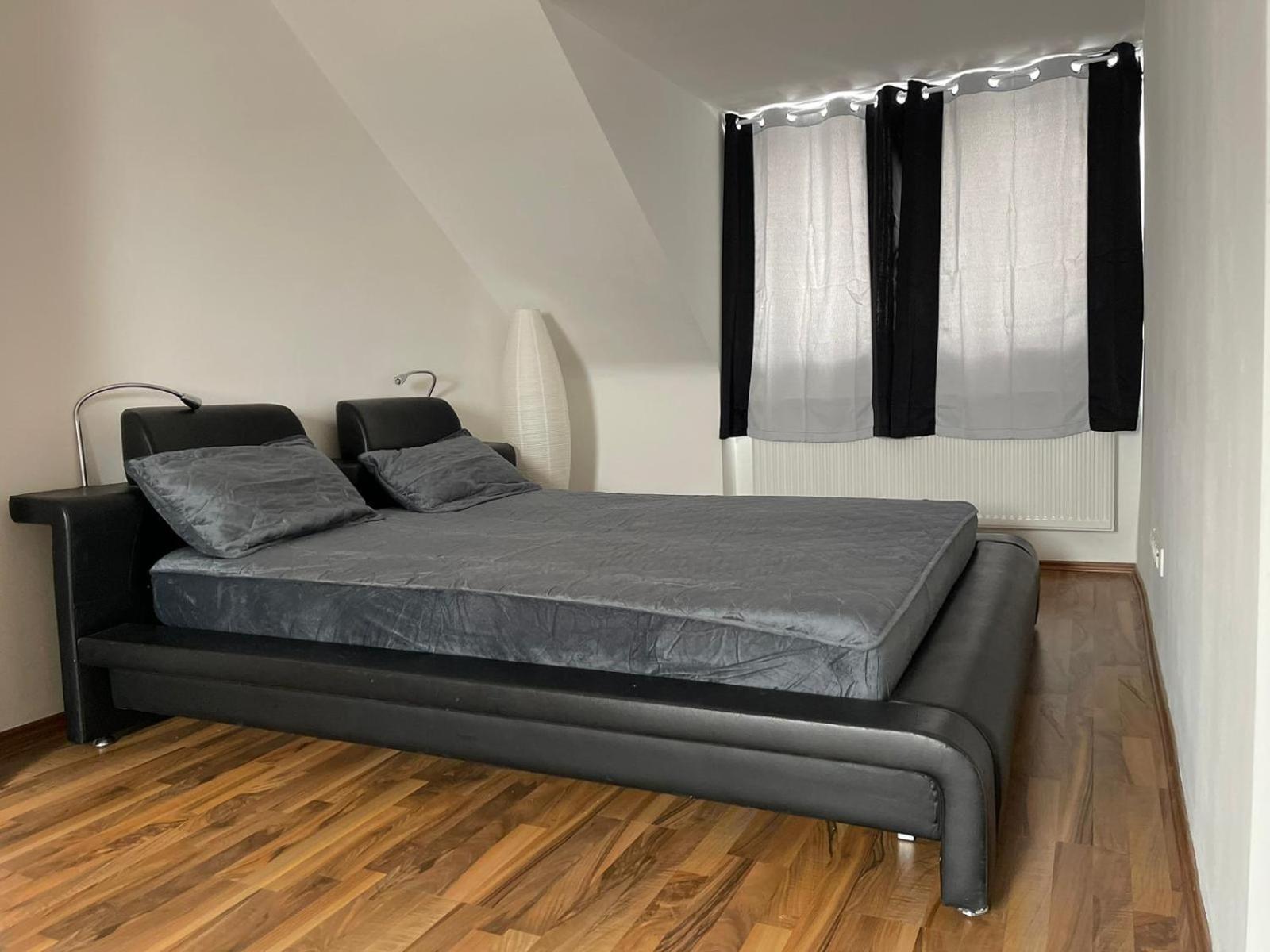 Luxurioeses Zimmer 10Min Zum Universitaet 卡塞尔 外观 照片